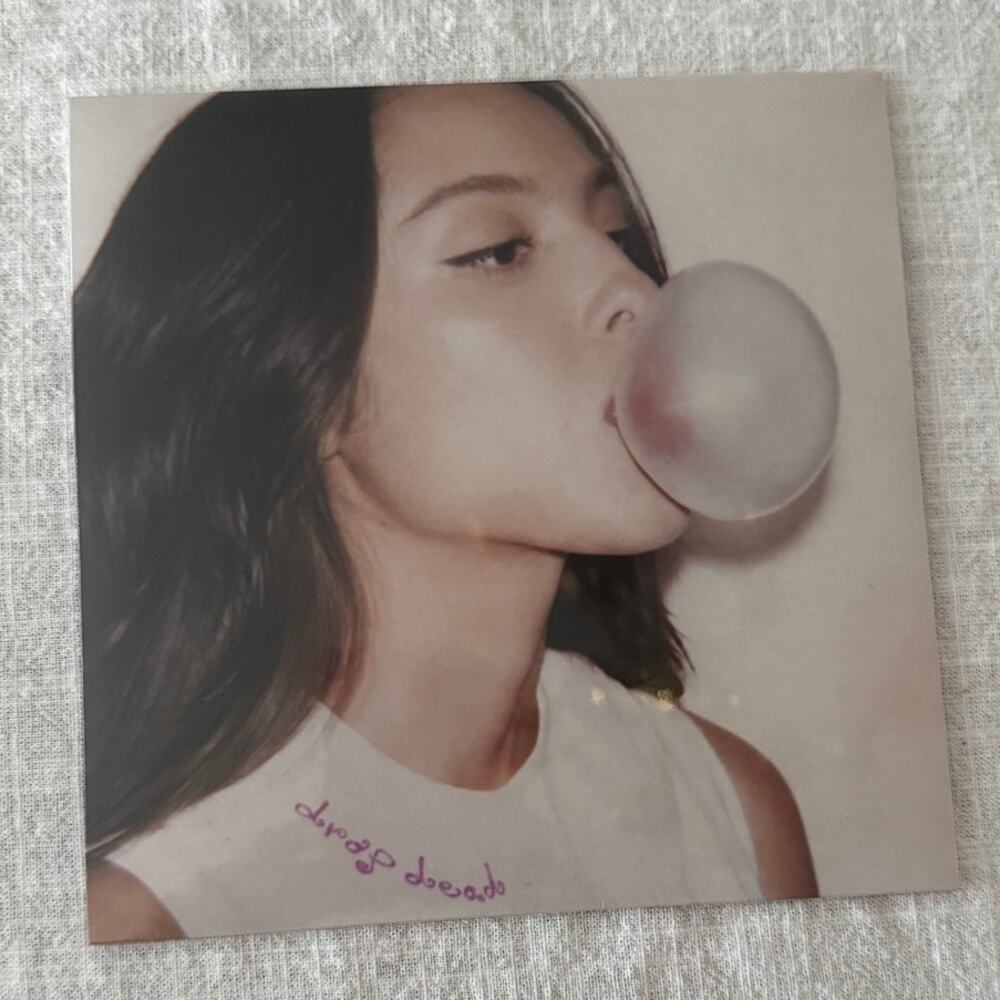 Olivia Rodrigo NWT | Limited edition drop dead - chewing gum pink 7" vinyl